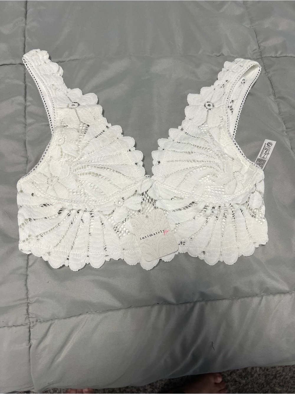 White Lace Bralette - Scalloped Floral Design